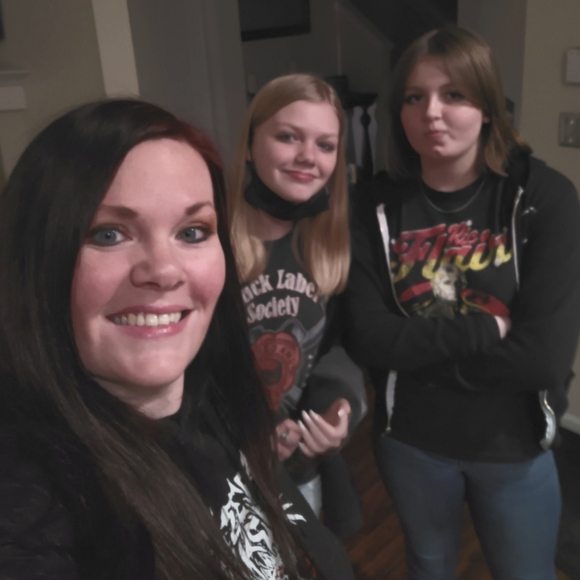 Meet your Posher, Jennifer - Picture 14 of 16